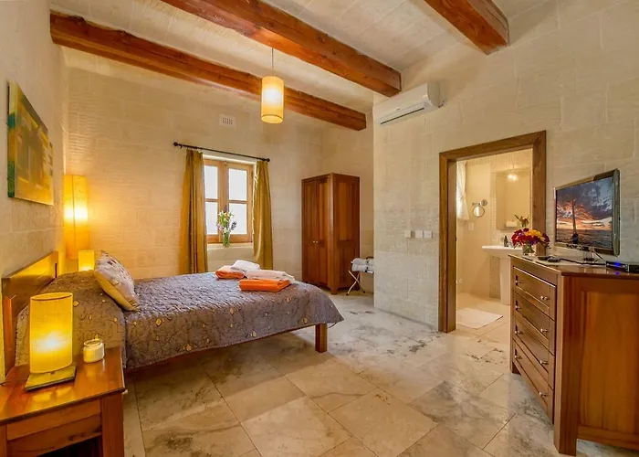 The Hamlet 2 Country house