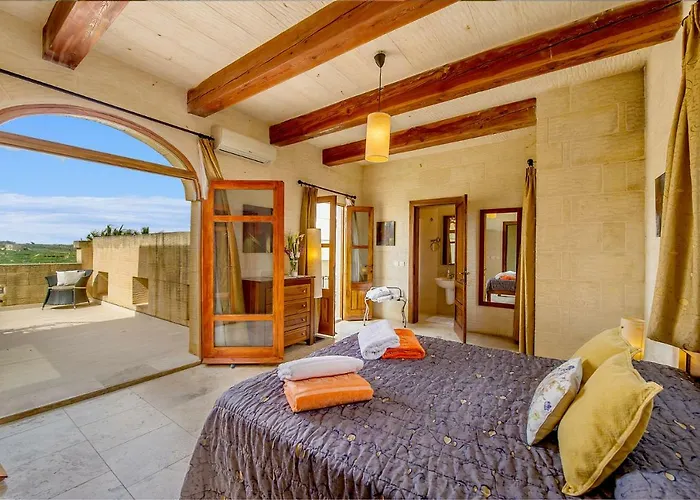 The Hamlet 2 Country house